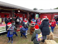&quot;Il Villaggio di Babbo Natale&quot; apre le porte agli studenti: tantissimi bambini nel Parco Archeologico di Cannas di Sotto