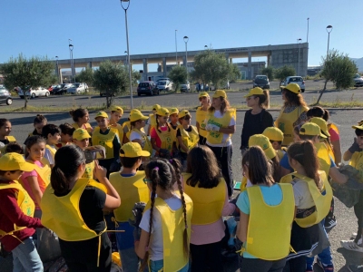 Una gigantesca macchia gialla: oltre 600 volontari hanno partecipato a &quot;Puliamo il Mondo&quot;